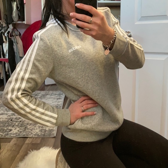 BNWT adidas pullover sweatshirt - Picture 9 of 9